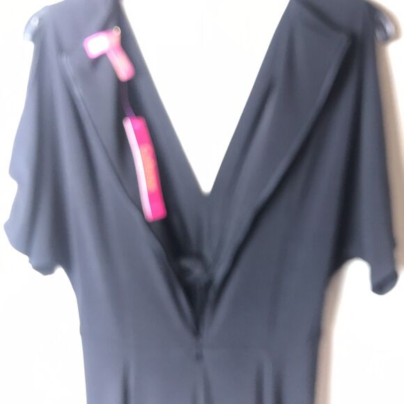Catherine Malandrino Black Short Sleeve Cold Shoulder Twist Knot Dress Sz 8 NWT - Picture 5 of 9